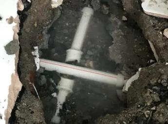 洛扎阳台漏水维修公司为您分享楼上楼下漏水怎么处理